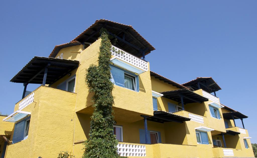 Despotiko Apt. Hotel & Suites Toroni Buitenkant foto