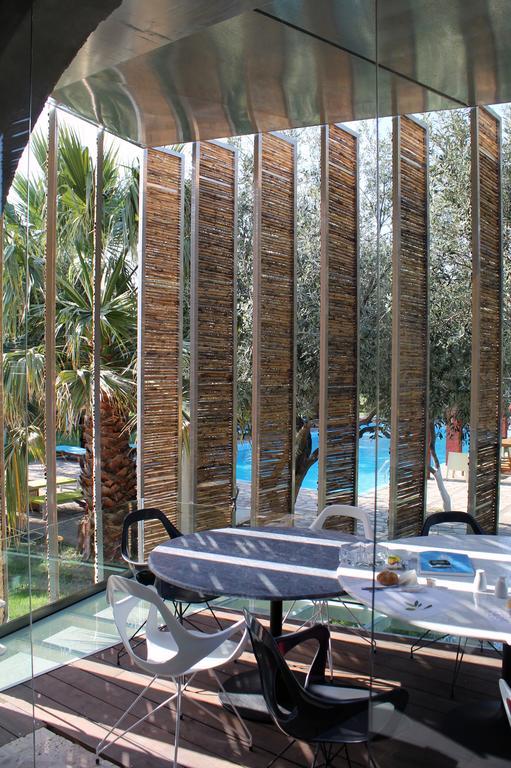 Despotiko Apt. Hotel & Suites Toroni Buitenkant foto